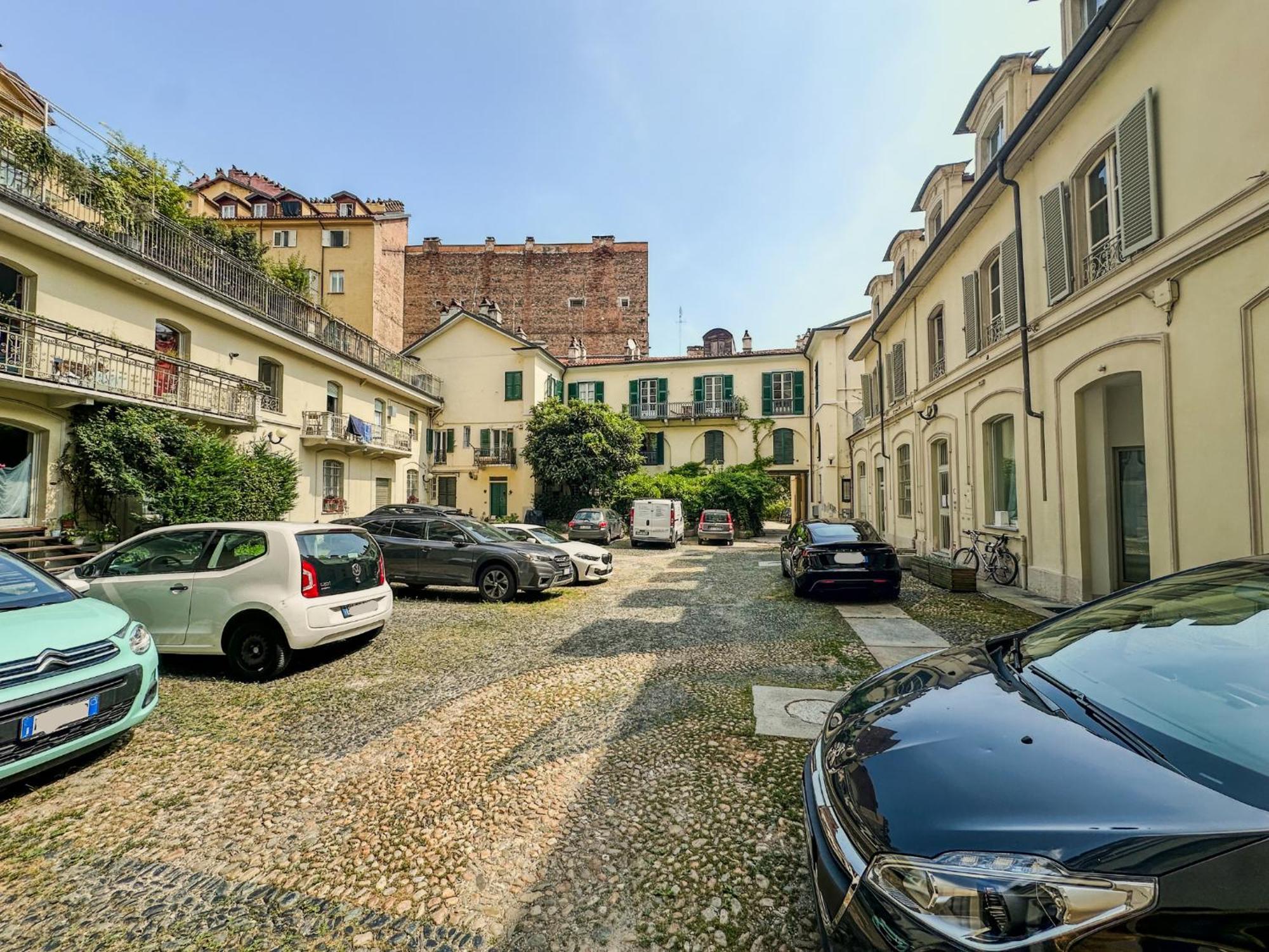 Loft Artistico Vicino A Mole Antonelliana E Fiume Po Turin Exterior photo